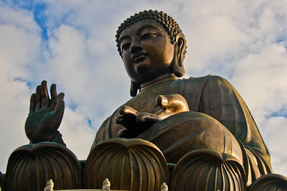 Best time for Ngong Ping 360 in Hong Kong