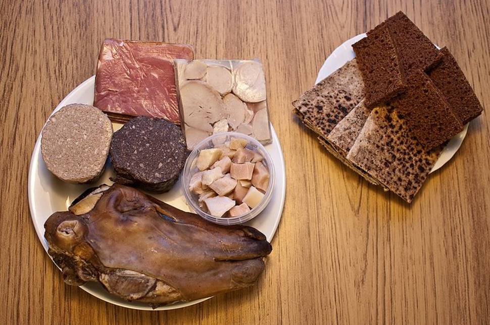 Best time for Þorramatur in Iceland