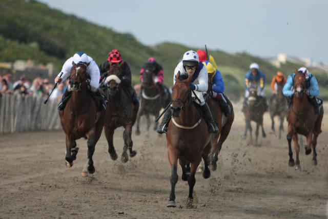 Laytown Beach Races in Ireland - Best Season