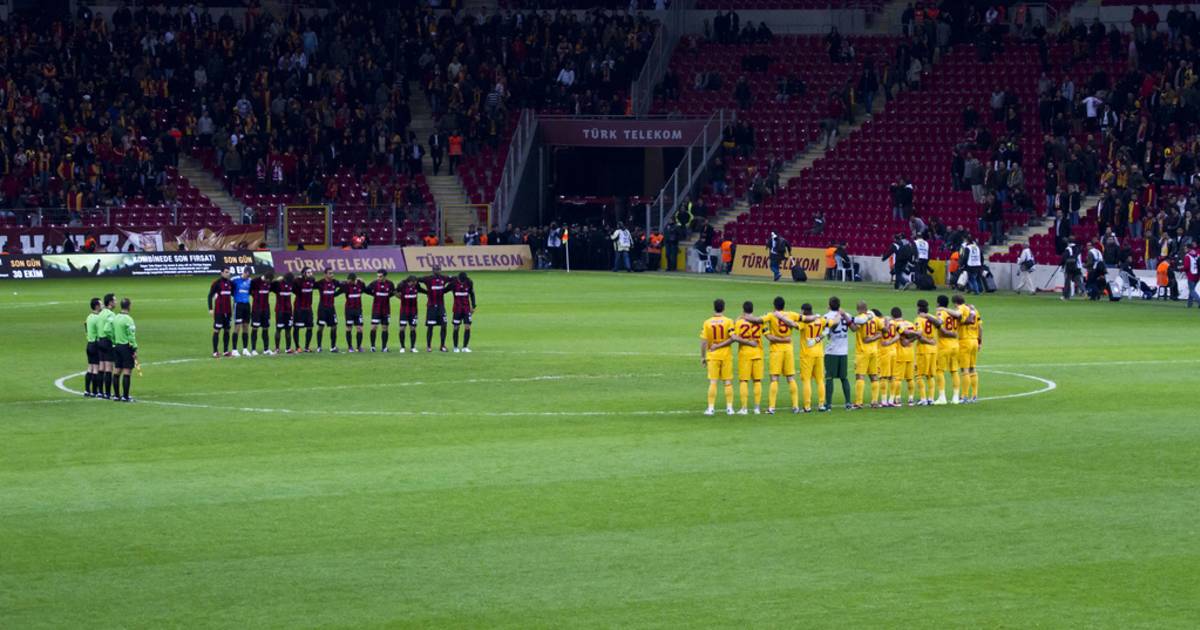 Football: Süper Lig in Istanbul - Best Time