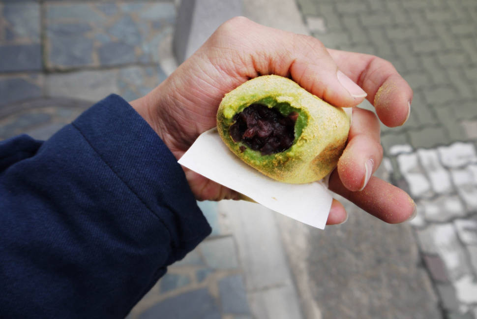 Kusa Mochi in Japan - Best Time