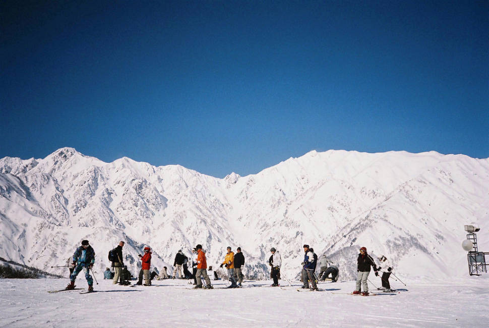 Snowboarding and Skiing in Japan - Best Season