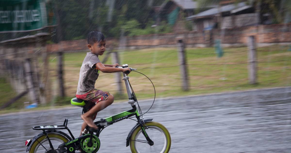 Cycling in Laos - Best Time
