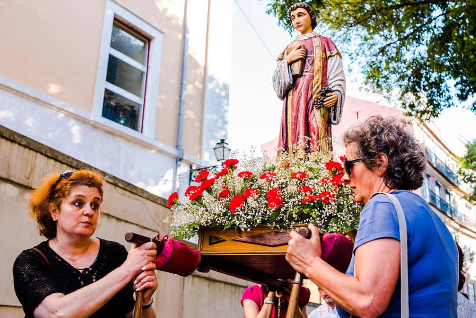Best time for Festas de Lisboa in Lisbon