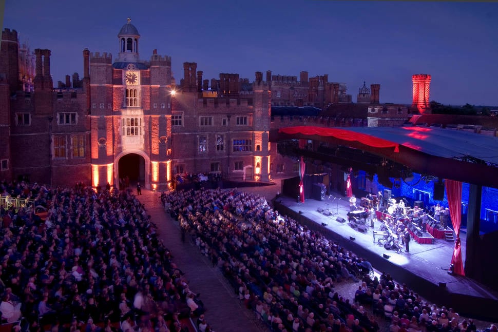 Hampton Court Palace Festival in London - Best Time