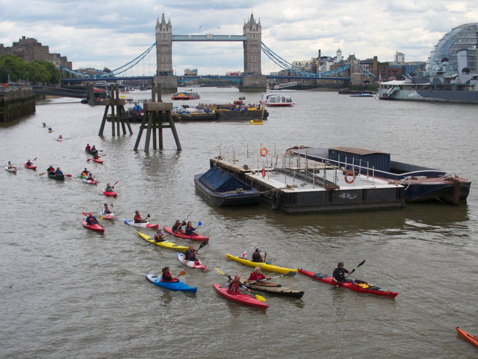 Paddling on the Thames in London - Best Time