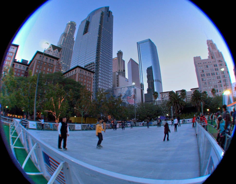 Ice Skating in Los Angeles - Best Time