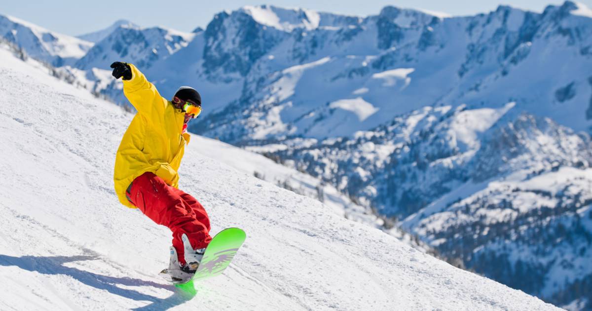 Skiing and Snowboarding in Los Angeles - Best Time