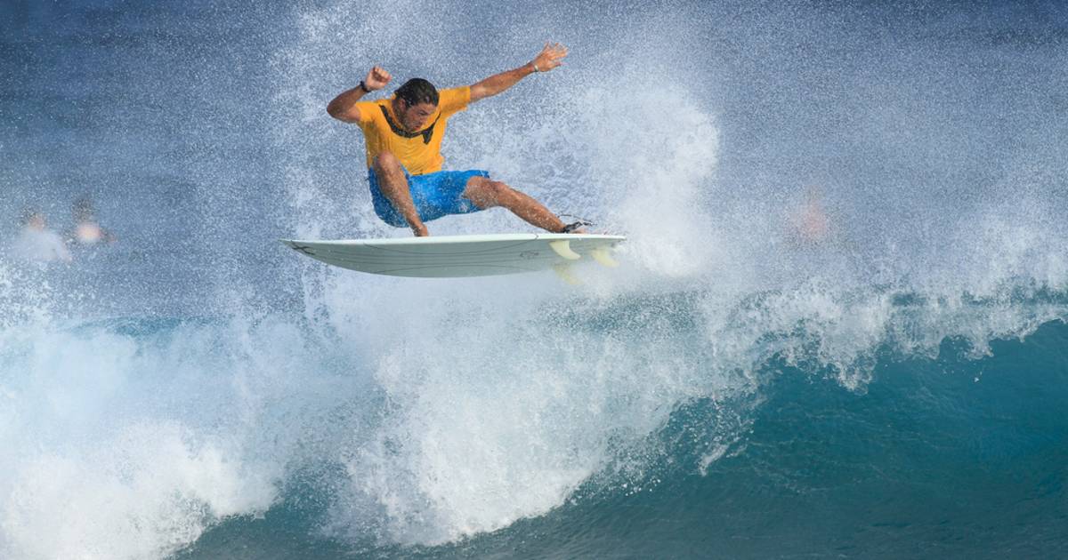 Surfing in Maldives - Best Time