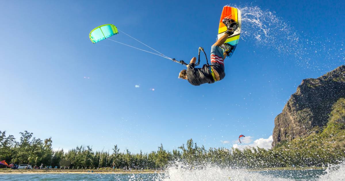 Kitesurfing in Mauritius - Best Time