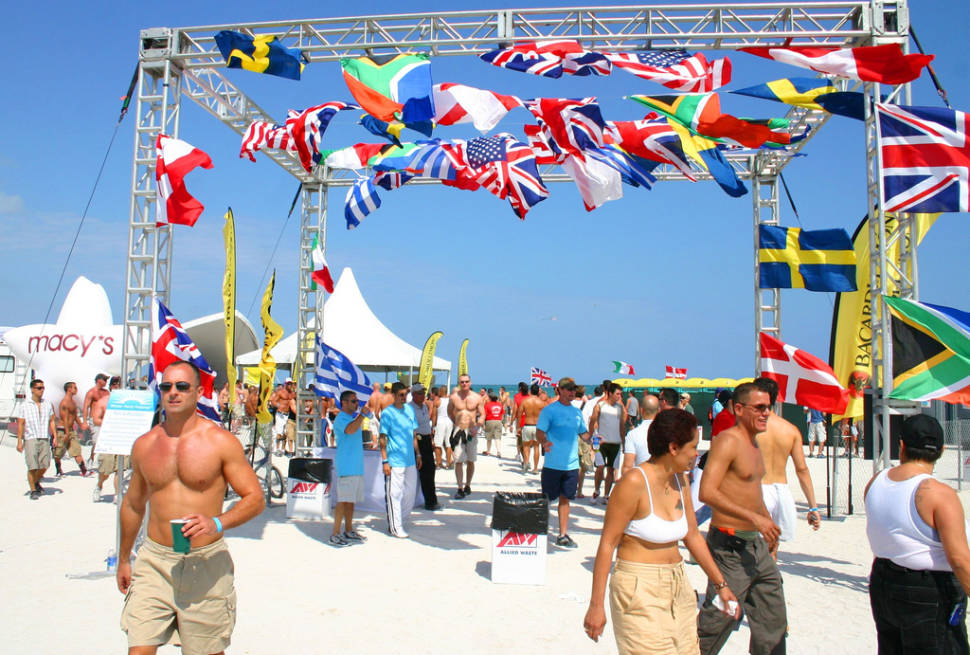 Winter Party Festival in Miami - Best Time