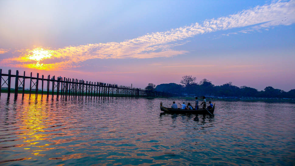 Best time for U Bein Bridge in Myanmar