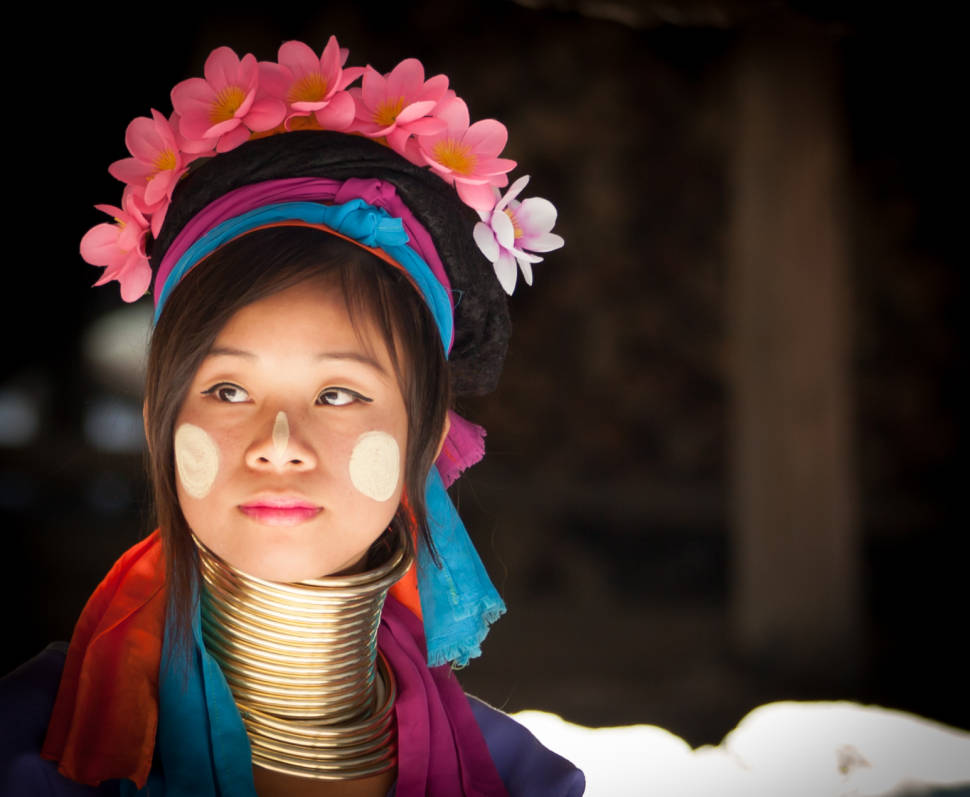 Wearing Thanaka in Myanmar - Best Time