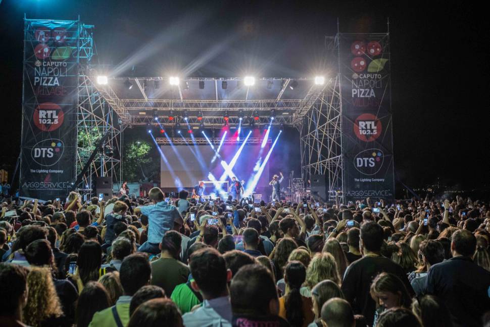 Best time for Napoli Pizza Village Festival