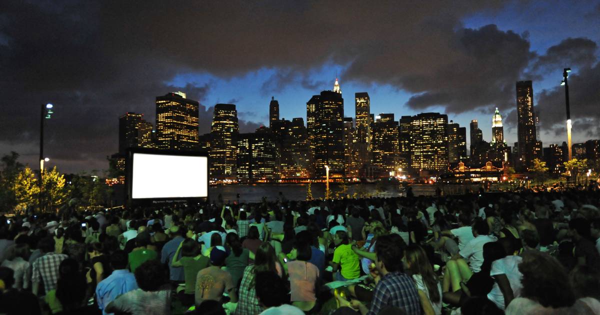 Open-Air Movie Nights in New York - Best Time