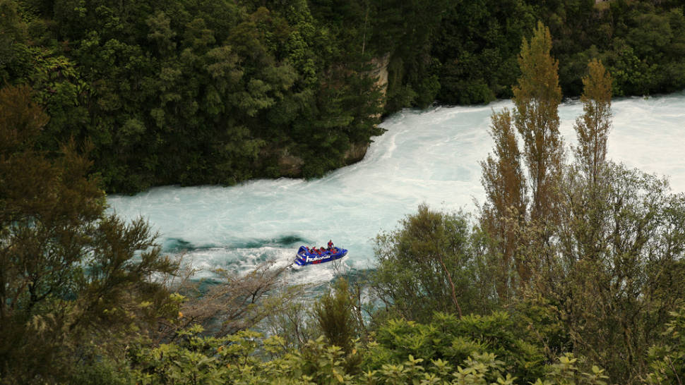 Best time for Jet Boating in New Zealand