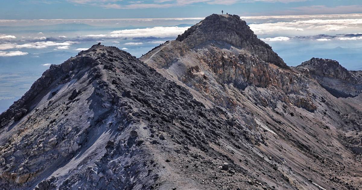 Mt Ruapehu Crater Climb in New Zealand - Best Time