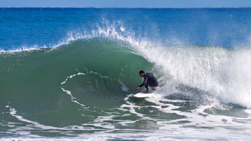 Surfing in New Zealand - Best Season