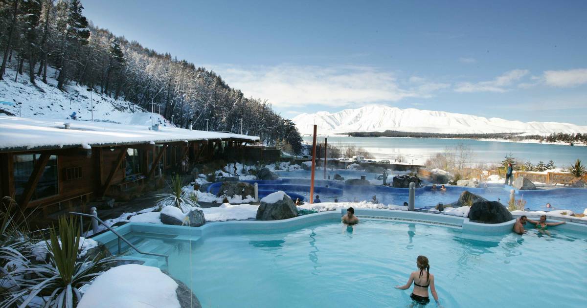Tekapo Springs Hot Pools in New Zealand - Best Time