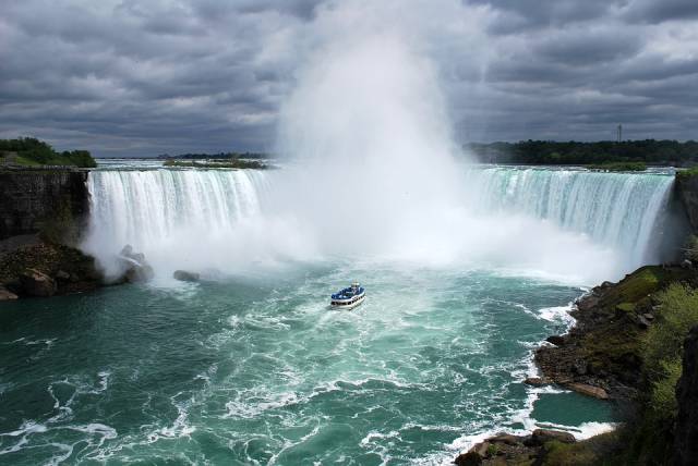 Maid of the Mist Boat Rides in Niagara Falls - Best Season