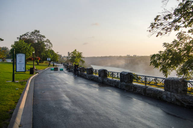 Queen Victoria Park in Niagara Falls - Best Time