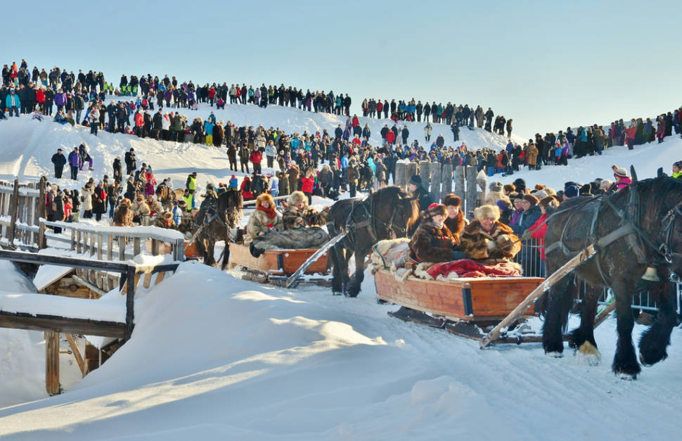 Rørosmartnan or Røros Fair in Norway - Best Season