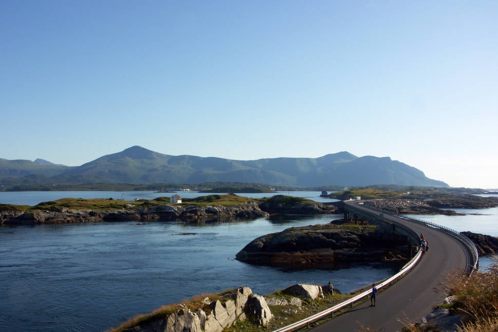 Best time to see The Atlantic Ocean Road in Norway