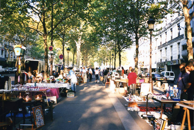 Flea Markets in Paris - Best Time