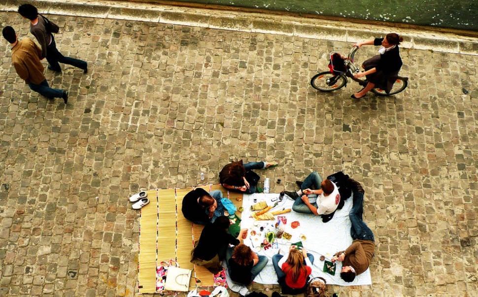 Picnics in Paris - Best Time