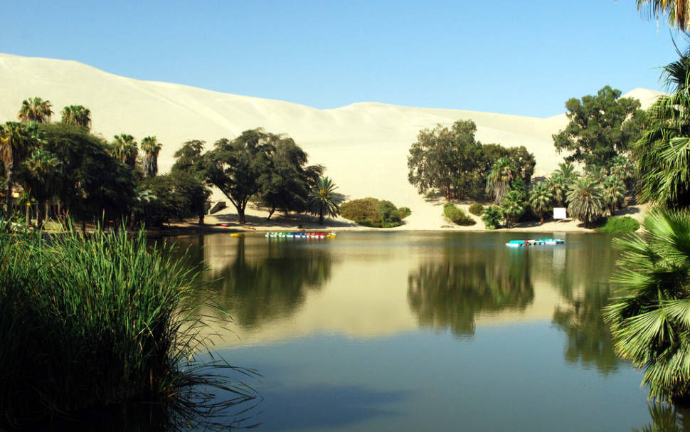 Huacachina Oasis in Peru - Best Season