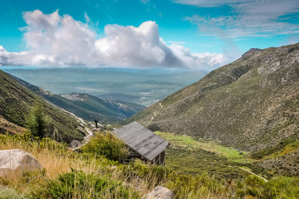 Best time for Hiking in Parque Natural da Serra da Estrela in Portugal