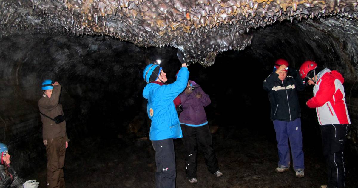 Caving in Leiðarendi Lava Tube in Reykjavik - Best Time