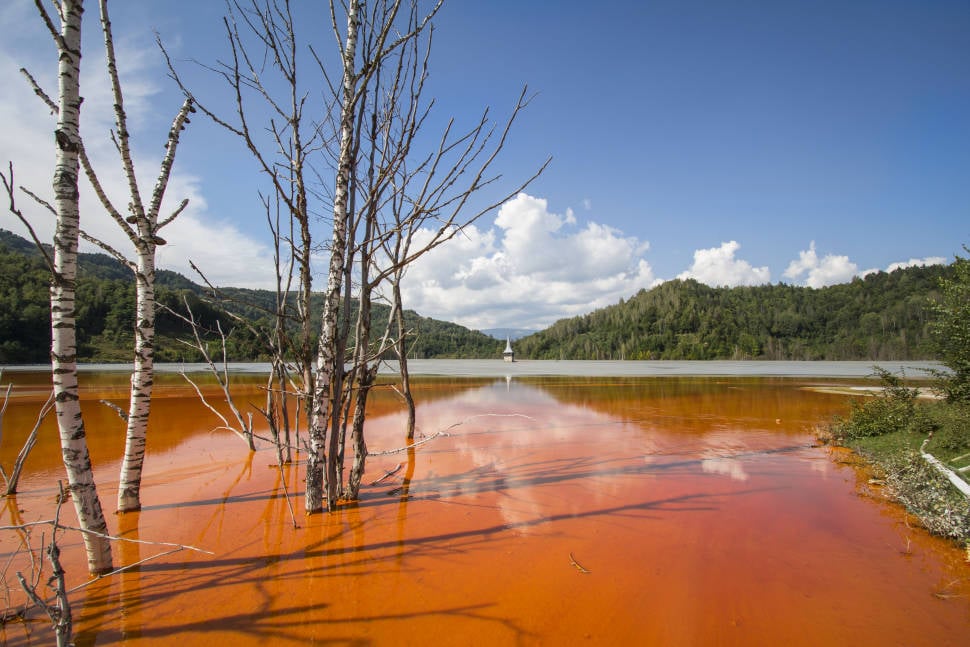 Geamăna Village Drowned in Copper Lake in Romania - Best Season