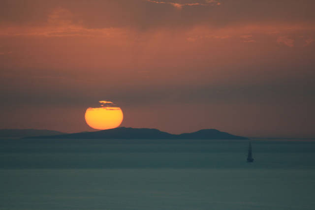 Breathtaking Sunsets in Santorini - Best Season