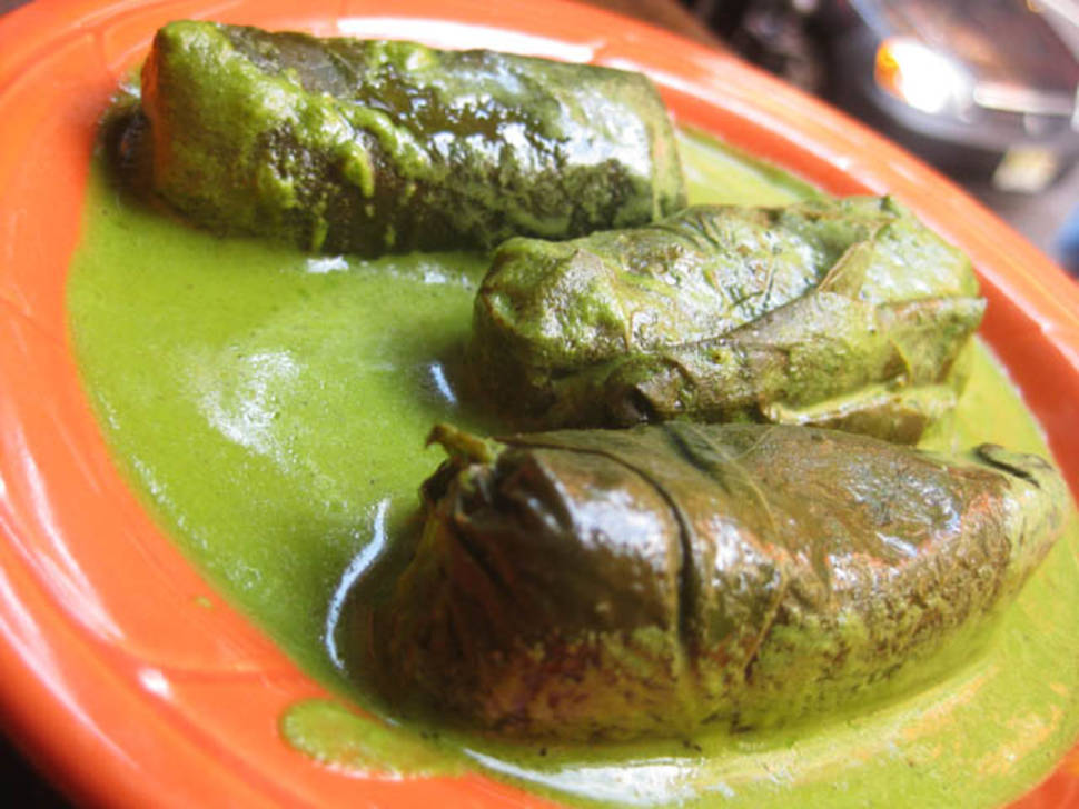 Fresh Stuffed Grape Leaves in Santorini - Best Time