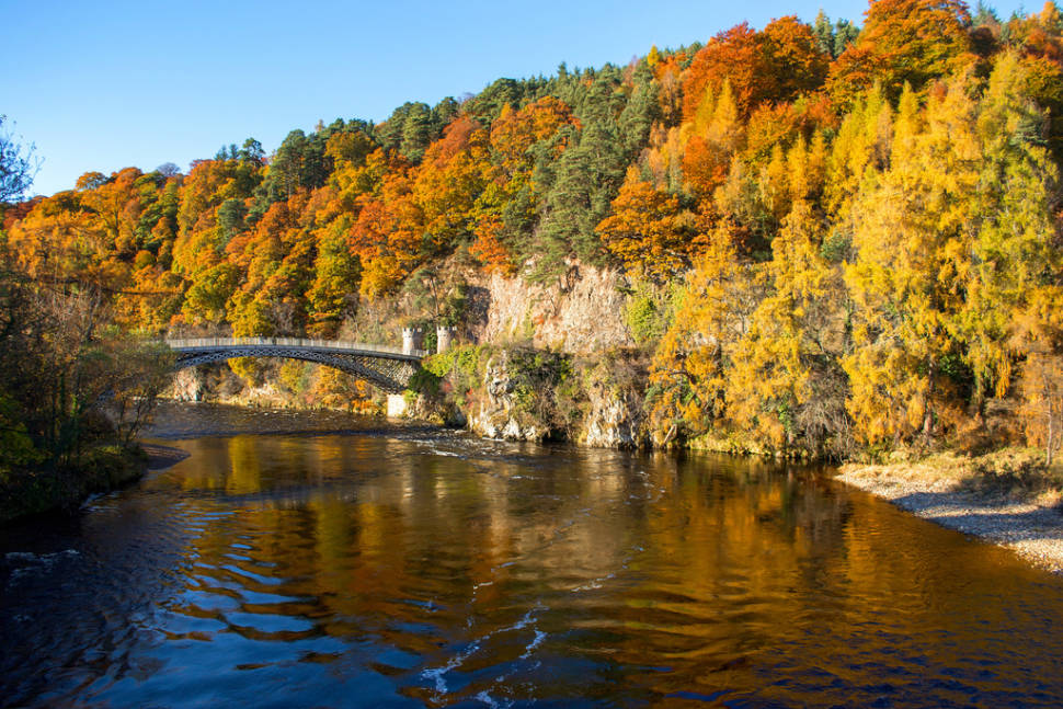 Craigellachie Bridge across the River Spey at Craigellachie, in the vicinity of to Aberlour village in Scotland