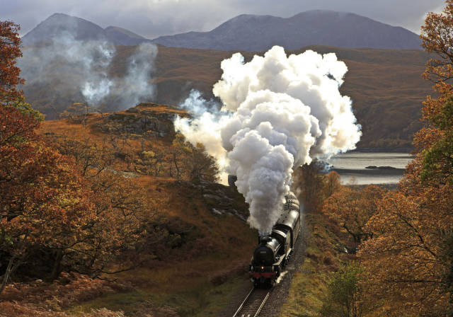 Best time to see The Jacobite Steam Train in Scotland