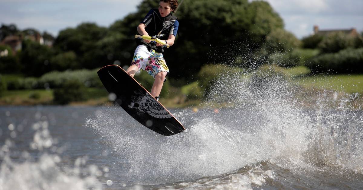 Water Skiing and Wakeboarding in Scotland - Best Time