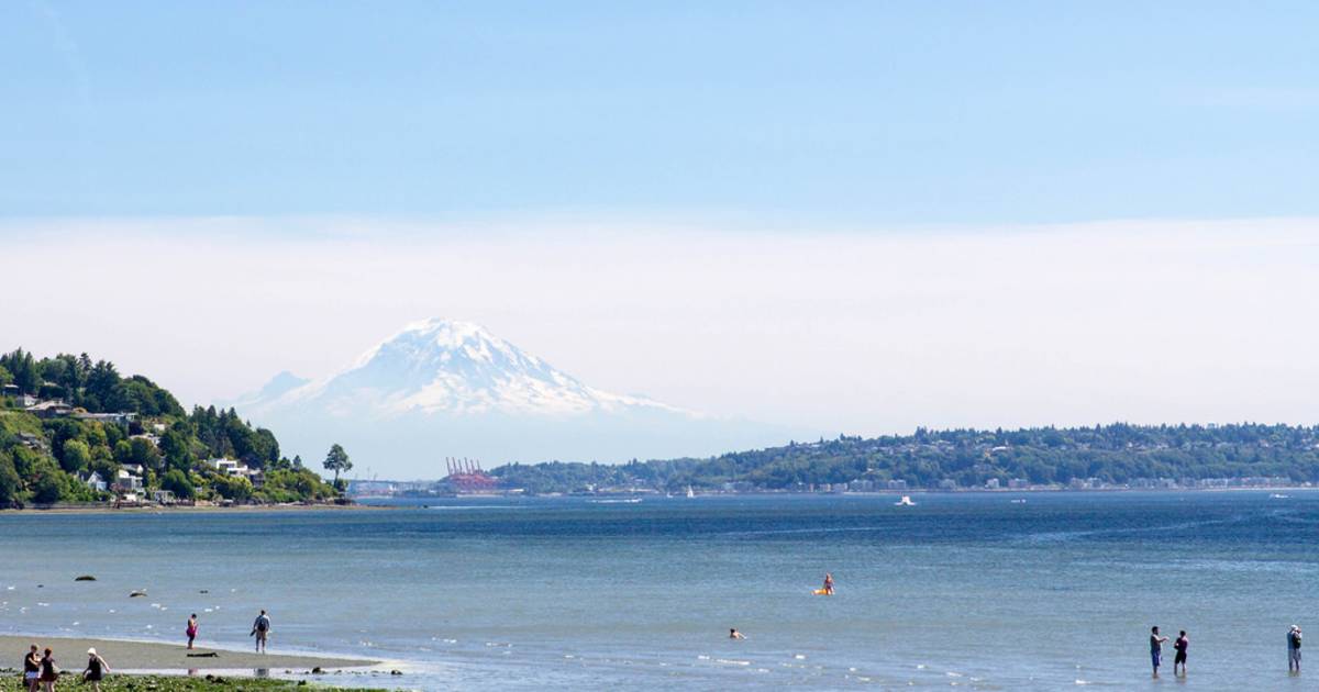 Beach Season in Seattle - Best Time