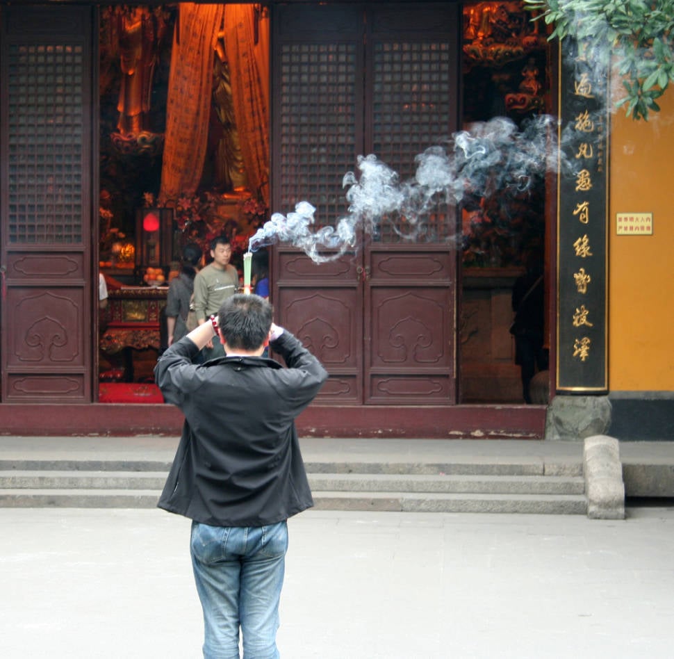Longhua Temple Fair in Shanghai - Best Season
