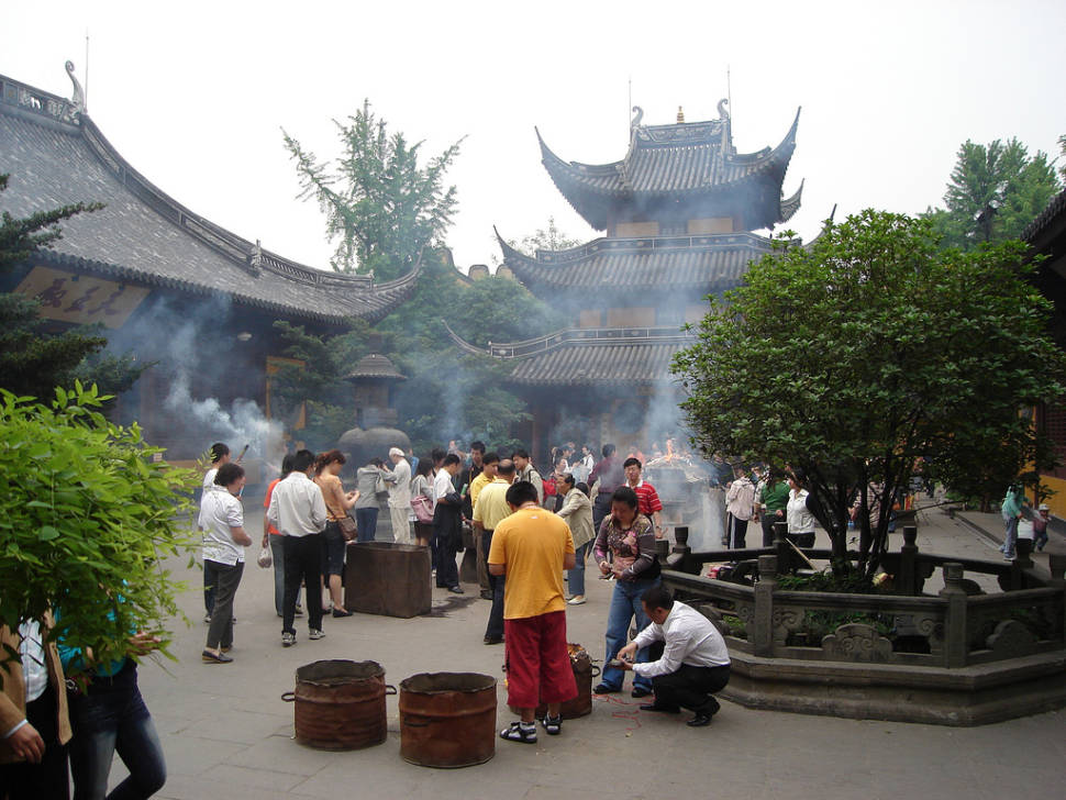 Longhua Temple Fair in Shanghai - Best Time