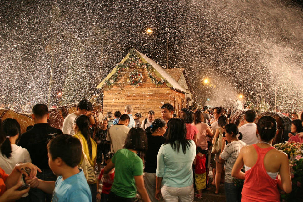 Best time for Christmas Lights on the Orchard Road in Singapore