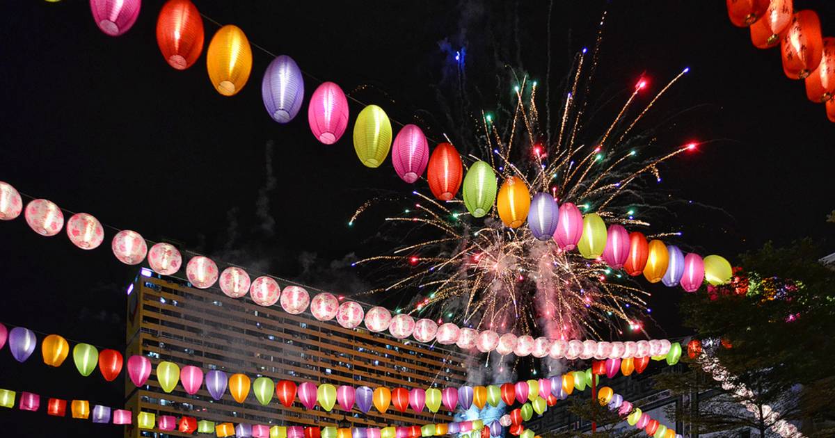 Mid-Autumn Festival in Singapore - Best Time
