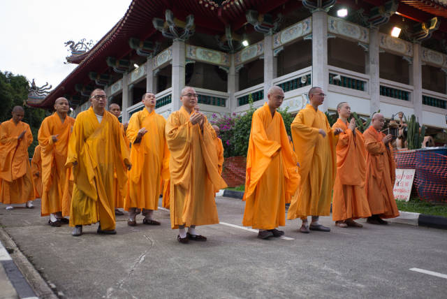 Vesak Day in Singapore - Best Season