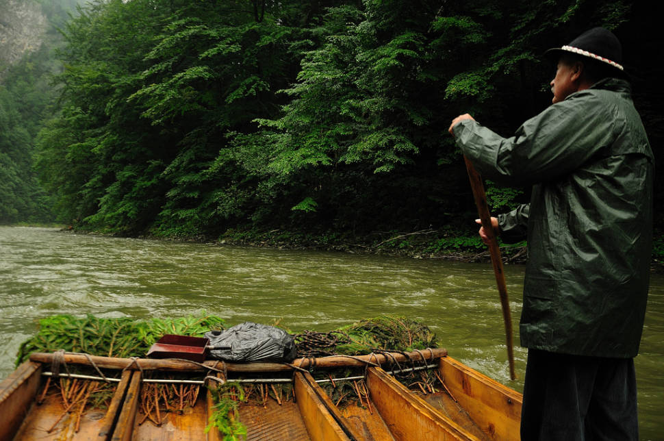 Wood Rafting on Dunajec River in Slovakia - Best Season