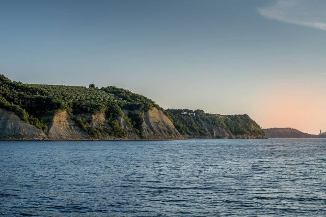 Mesečev Zaliv