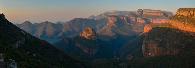 Panoramic view during the Leopard trail hike, just before the sunset