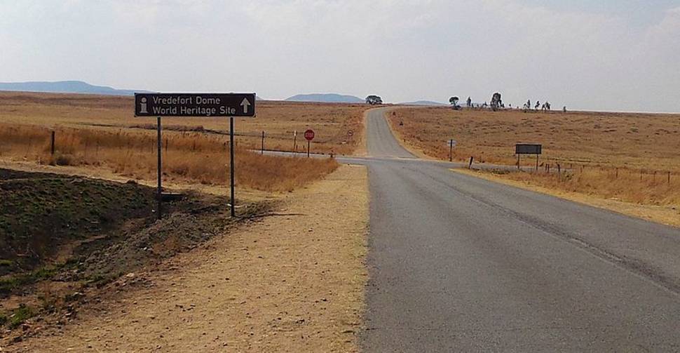 Best time for Vredefort Dome in South Africa