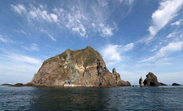 Best time for Liancourt Rocks (Dokdo)