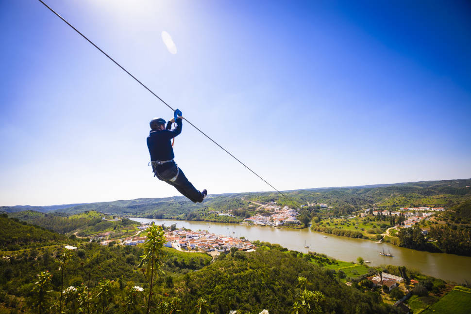 Best time for Spain to Portugal Zip Line (Limite Zero) in Spain